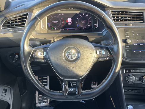 Used 2019 Volkswagen Tiguan SEL Premium R-Line FWD image 15
