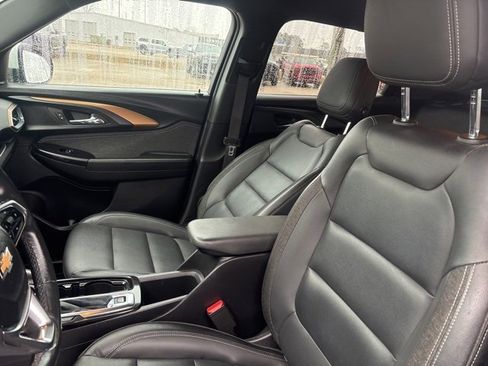 Used 2023 Chevrolet TrailBlazer ACTIV image 16