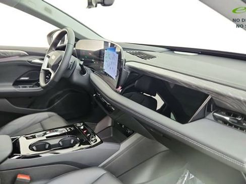 Used 2025 Audi A6 e-tron Premium Plus w/ Premium Plus RWD image 20