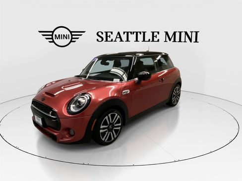 Used 2021 MINI Cooper S w/ Coral Red Edition image 5