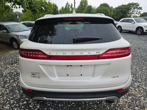 Used 2017 Lincoln MKC Premiere FWD image 6