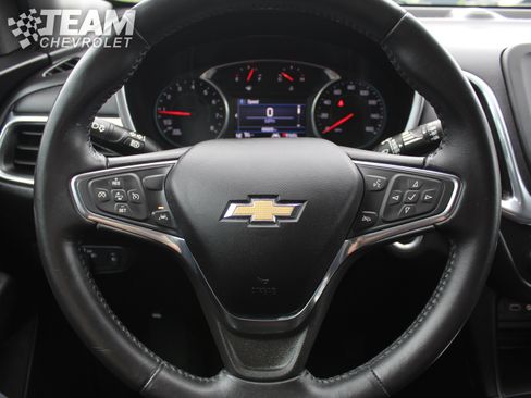 Used 2020 Chevrolet Equinox LT FWD image 14