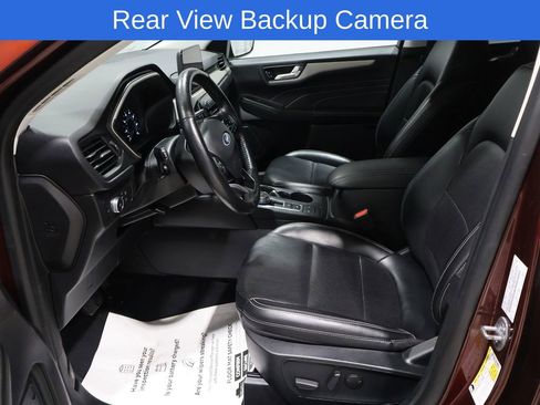 Used 2021 Ford Escape SEL image 2