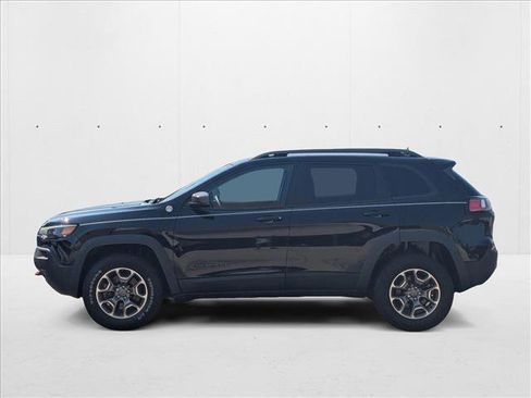 Used 2021 Jeep Cherokee Trailhawk w/ Technology Group image 9