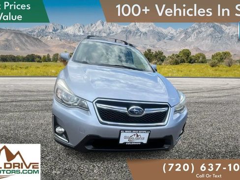 Used 2017 Subaru Crosstrek 2.0i Premium AWD/4WD image 2
