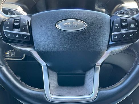 Used 2021 Ford Explorer Platinum w/ Equipment Group 601A AWD/4WD image 59