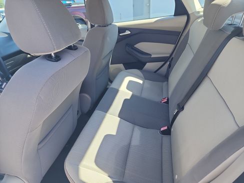 Used 2013 Ford Focus SE FWD image 11