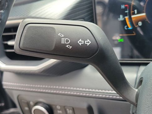 Used 2025 Ford Mustang Premium image 33