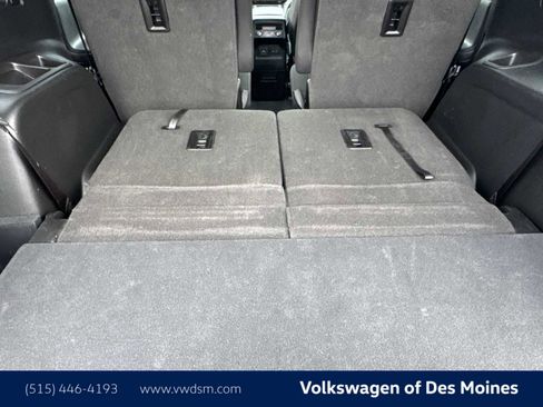 Used 2023 GMC Acadia SLE w/ Driver Convenience Package image 19