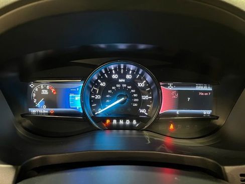 Used 2019 Ford Explorer Limited w/ Ford Safe & Smart Package AWD/4WD image 28