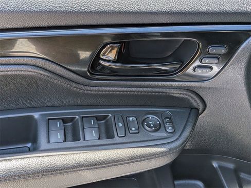 Used 2024 Honda Odyssey Touring image 13