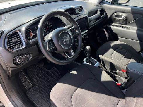 Used 2022 Jeep Renegade Latitude AWD/4WD image 27