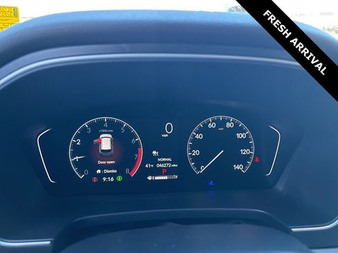 Used 2023 Honda Pilot LX image 6