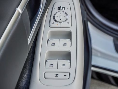 Certified 2025 Hyundai Sonata SEL FWD image 37