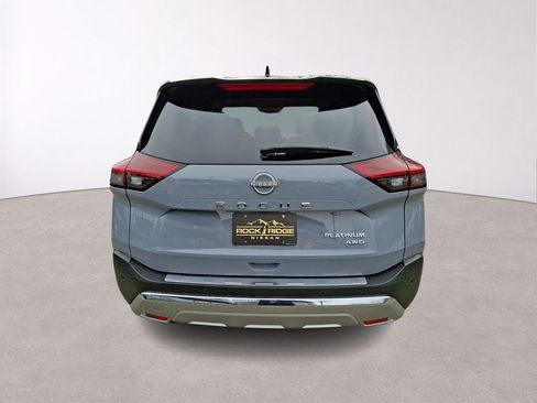 Used 2023 Nissan Rogue Platinum AWD/4WD image 6