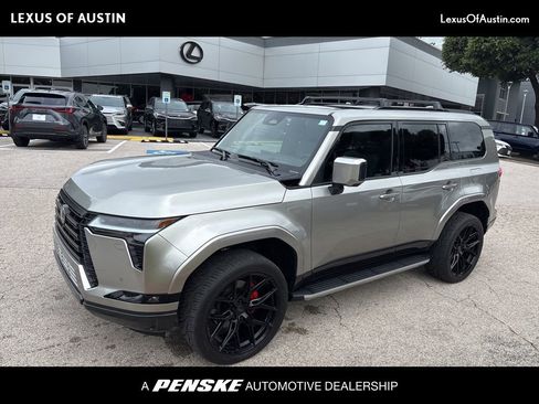 Used 2024 Lexus GX 550 w/ Accessory Package (Z1) AWD/4WD image 1