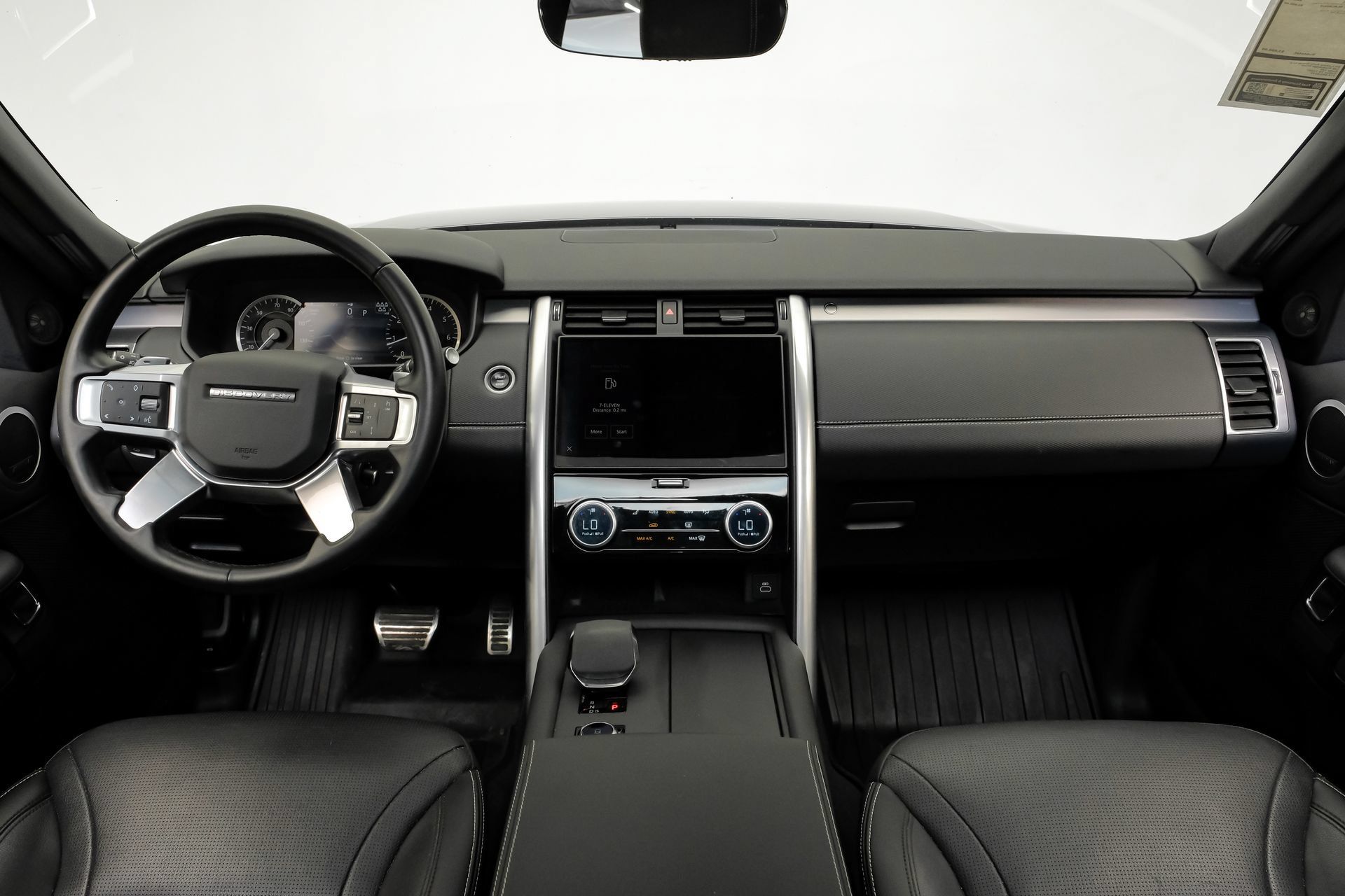 Used 2023 Land Rover Discovery S R-Dynamic AWD/4WD image 19