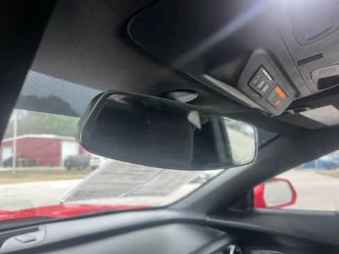 Used 2020 Chevrolet Camaro LT image 20