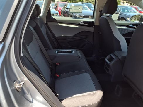 Certified 2024 Volkswagen Taos S FWD image 24