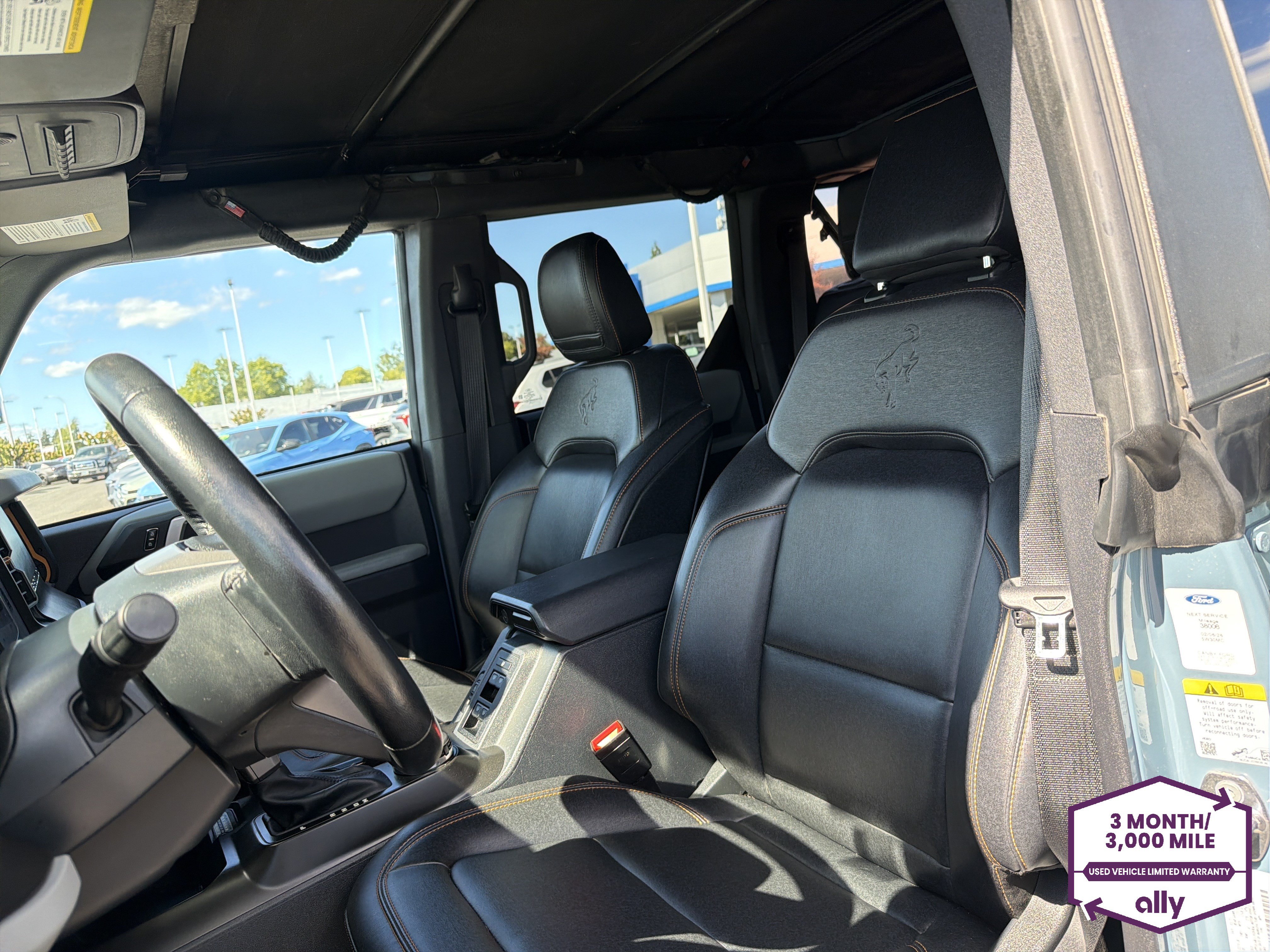 Used 2023 Ford Bronco Badlands w/ Sasquatch Package AWD/4WD image 11