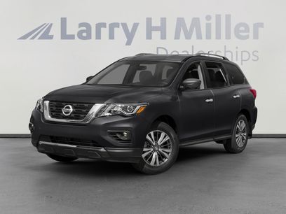 Used 2018 Nissan Pathfinder SL