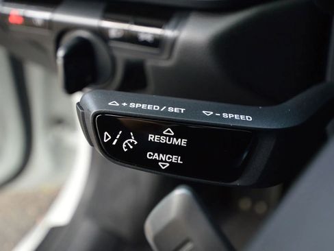 Used 2021 Porsche 911 Carrera image 35