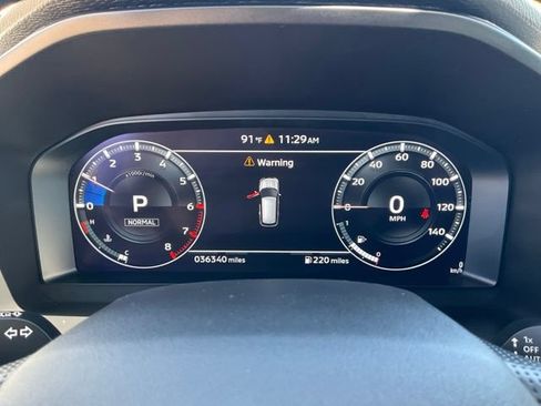 Used 2024 Mitsubishi Outlander SEL AWD/4WD image 12