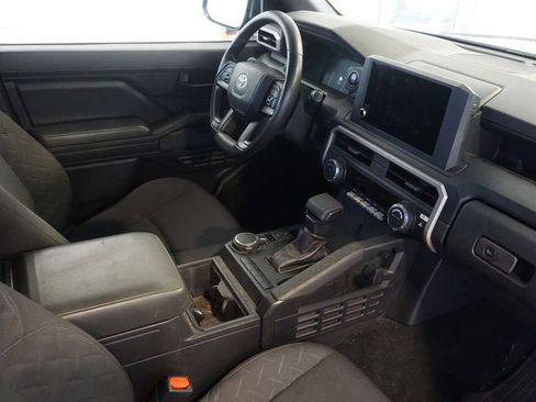 Used 2024 Toyota Tacoma SR AWD/4WD image 21