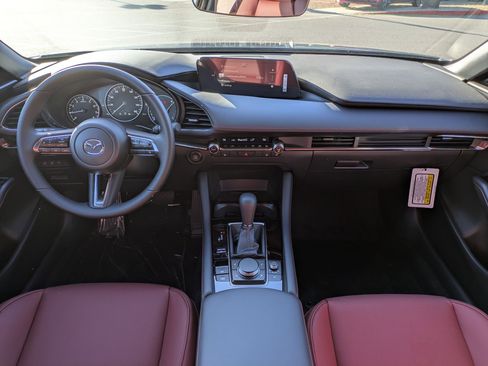 New 2026 MAZDA MAZDA3 Carbon w/ Appearance Package image 18