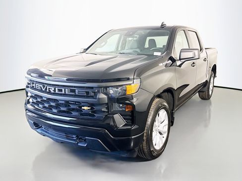 Used 2023 Chevrolet Silverado 1500 Custom image 4