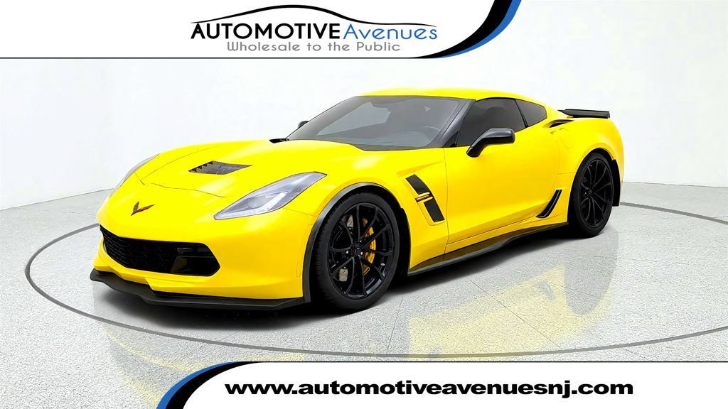 Used 2019 Chevrolet Corvette Grand Sport RWD image 1