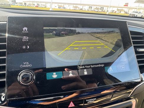 Certified 2020 Honda Pilot Touring image 18