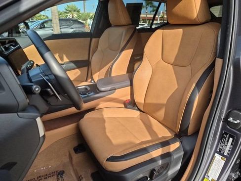 Used 2023 Lexus RZ 450e Premium w/ Technology Package AWD/4WD image 11