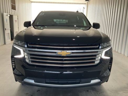 Used 2023 Chevrolet Suburban High Country image 28