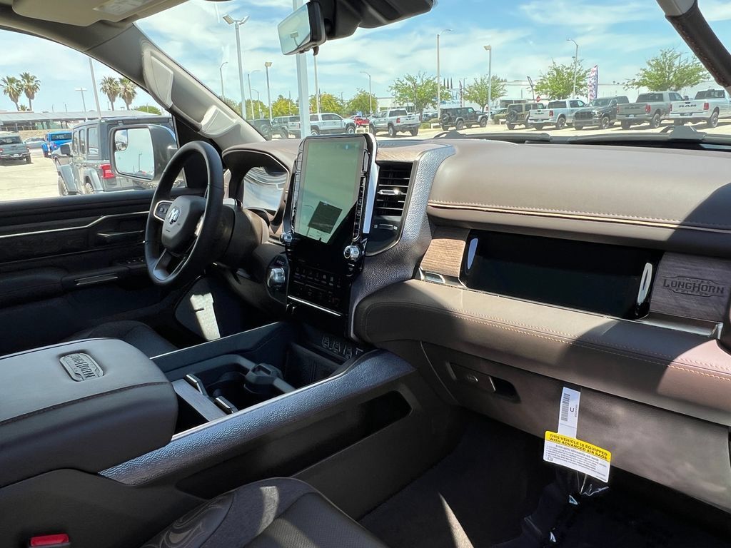 New 2026 RAM 1500 Limited AWD/4WD image 13
