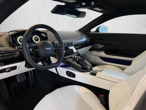 New 2025 Aston Martin V8 Vantage Coupe image 8
