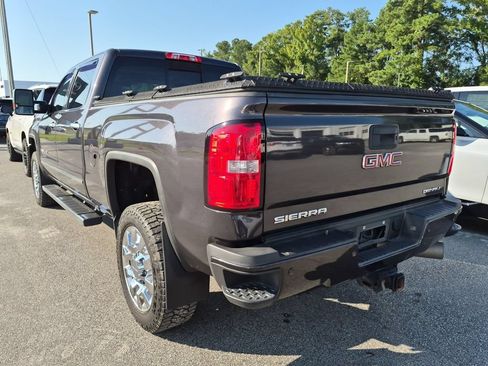 Used 2016 GMC Sierra 2500 Denali w/ Duramax Plus Package AWD/4WD image 6