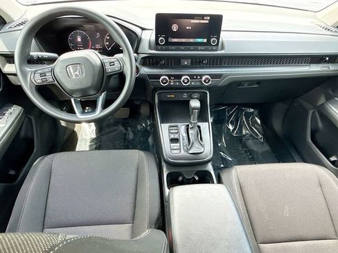 Used 2023 Honda CR-V LX image 15