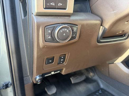 Used 2020 Ford F250 King Ranch w/ Tremor Off-Road Package AWD/4WD image 13