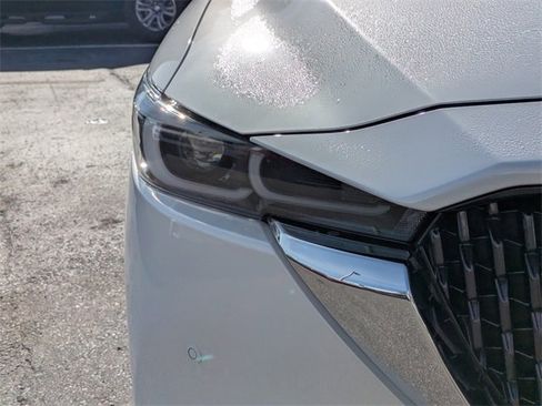 Certified 2025 MAZDA CX-5 Signature image 8