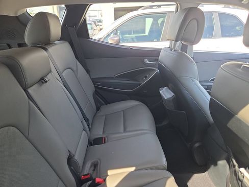 Used 2018 Hyundai Santa Fe Sport w/ 2.0T Ultimate Tech Package 05 FWD image 10
