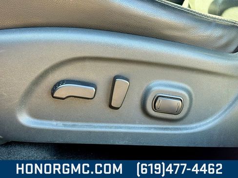 Used 2023 Nissan Murano SL image 11