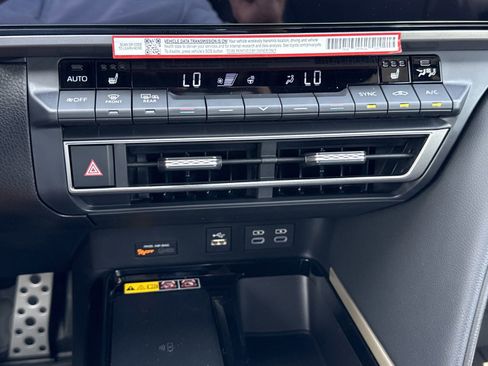 Used 2026 Toyota Camry XSE FWD image 25