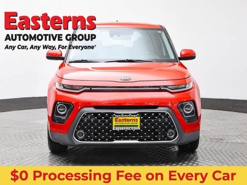 Used 2020 Kia Soul EX FWD image 2