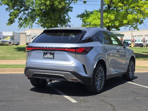 New 2026 Lexus RX 350 w/ Convenience Package AWD/4WD image 4