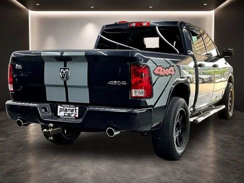 Used 2020 RAM 1500 Express w/ Express Value Package AWD/4WD image 7