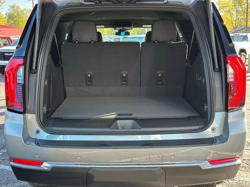 New 2026 GMC Yukon XL Elevation image 8