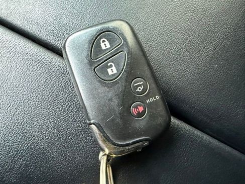 Used 2016 Lexus GX 460 image 17