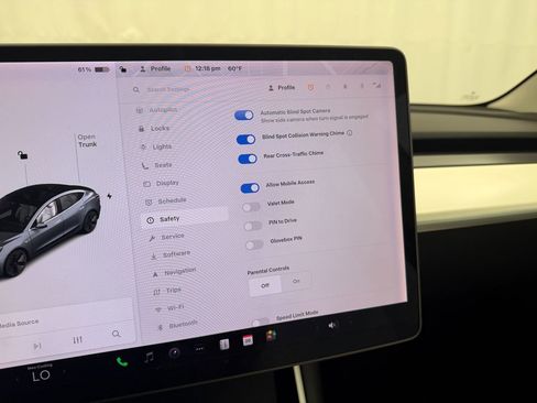 Used 2020 Tesla Model 3 Long Range AWD/4WD image 16