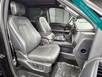 Used 2024 Ford Expedition Platinum